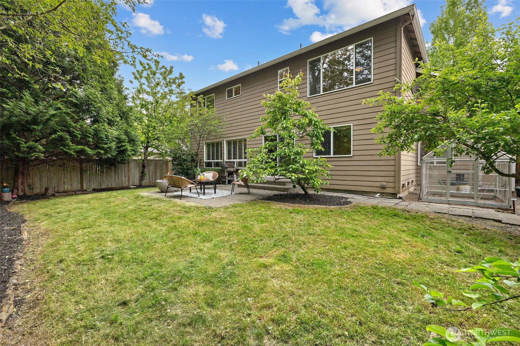 1021 271st Avenue Property Photo 38