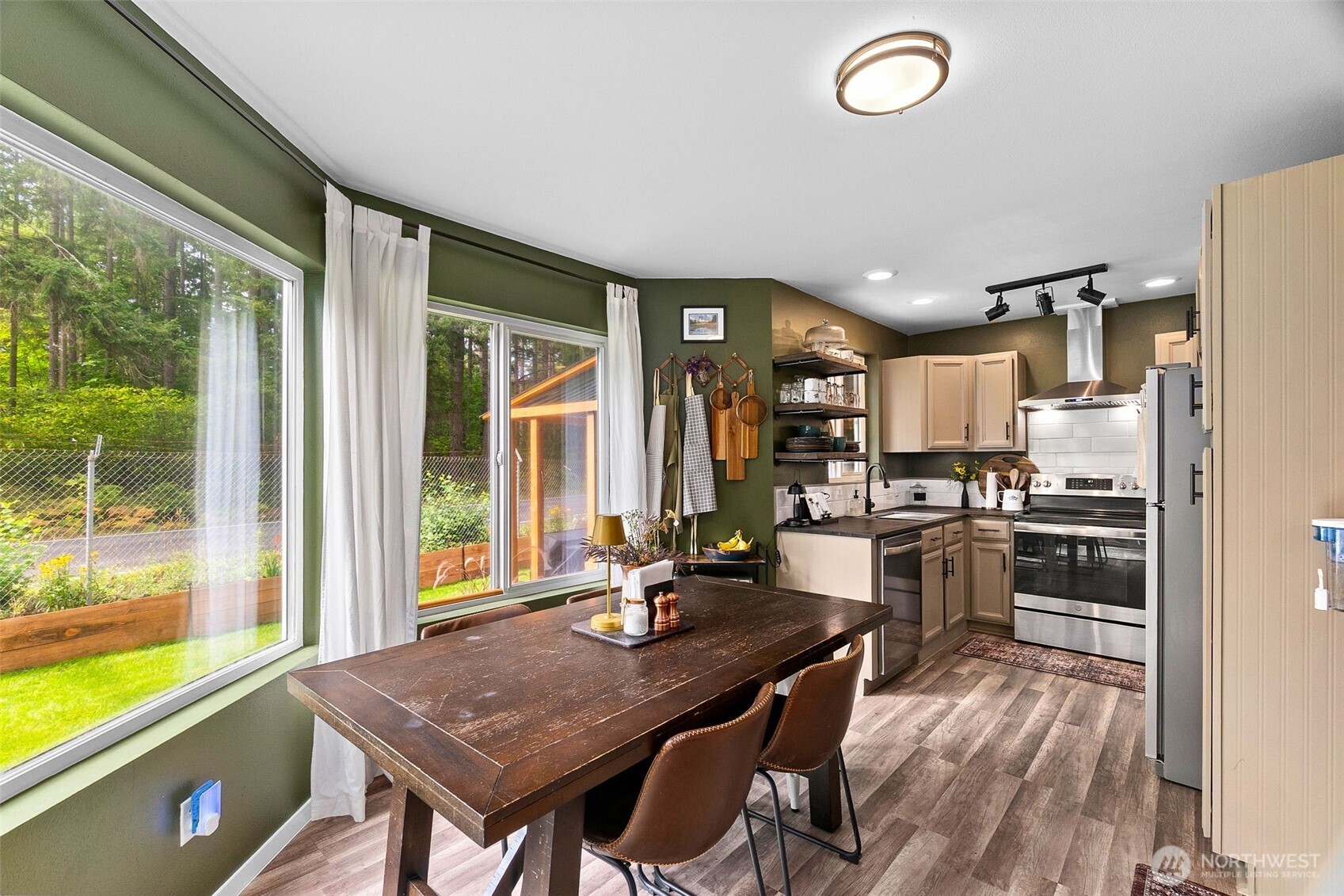 17715 Vine Lane Property Photo 12