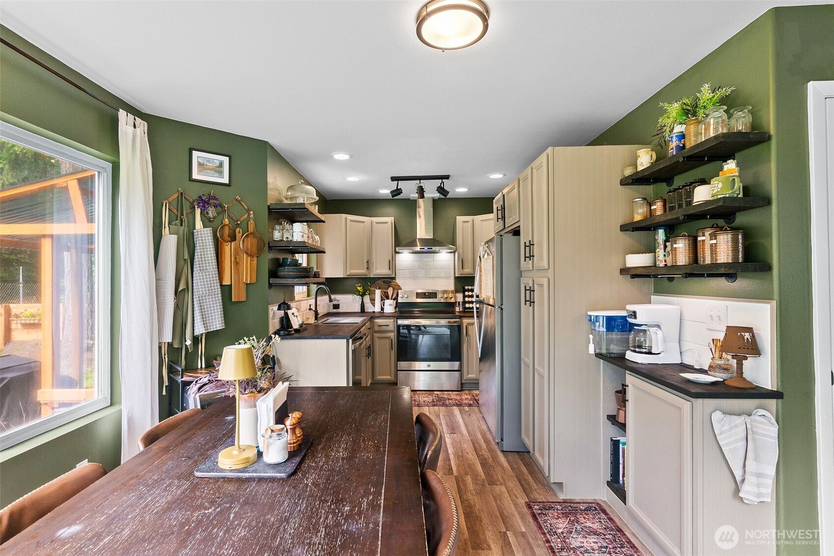 17715 Vine Lane Property Photo 13