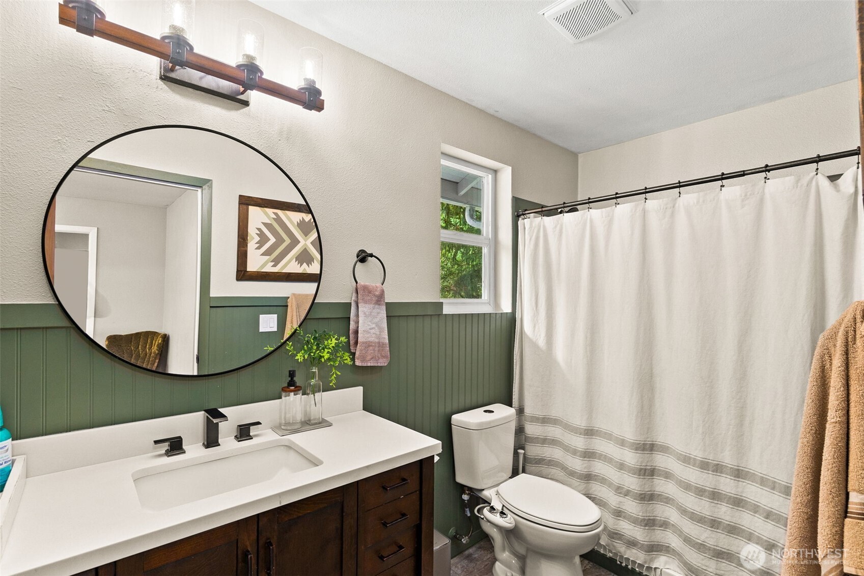 17715 Vine Lane Property Photo 17