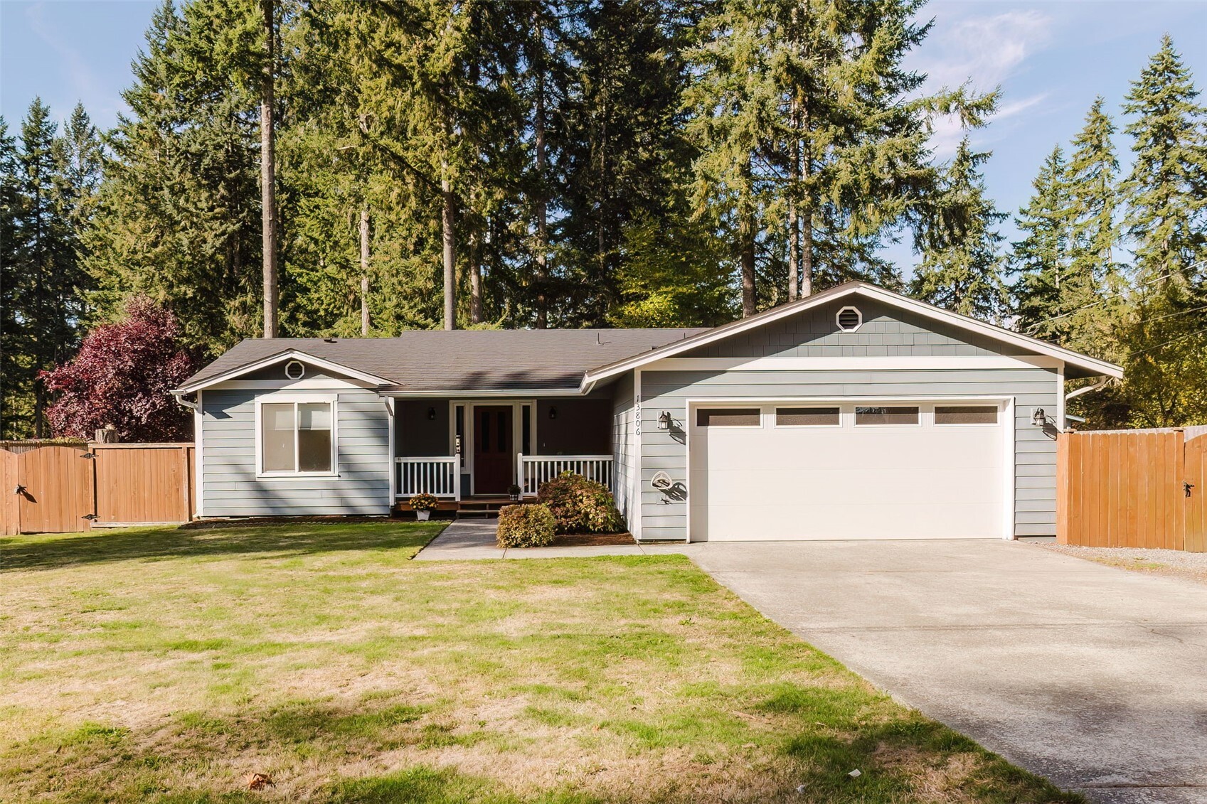 13806 140th Avenue Property Photo 1