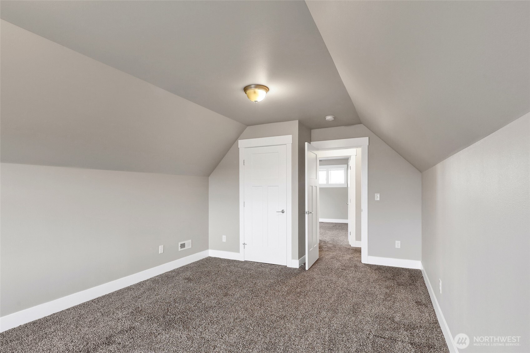 2760 Jessie Court Property Photo 27