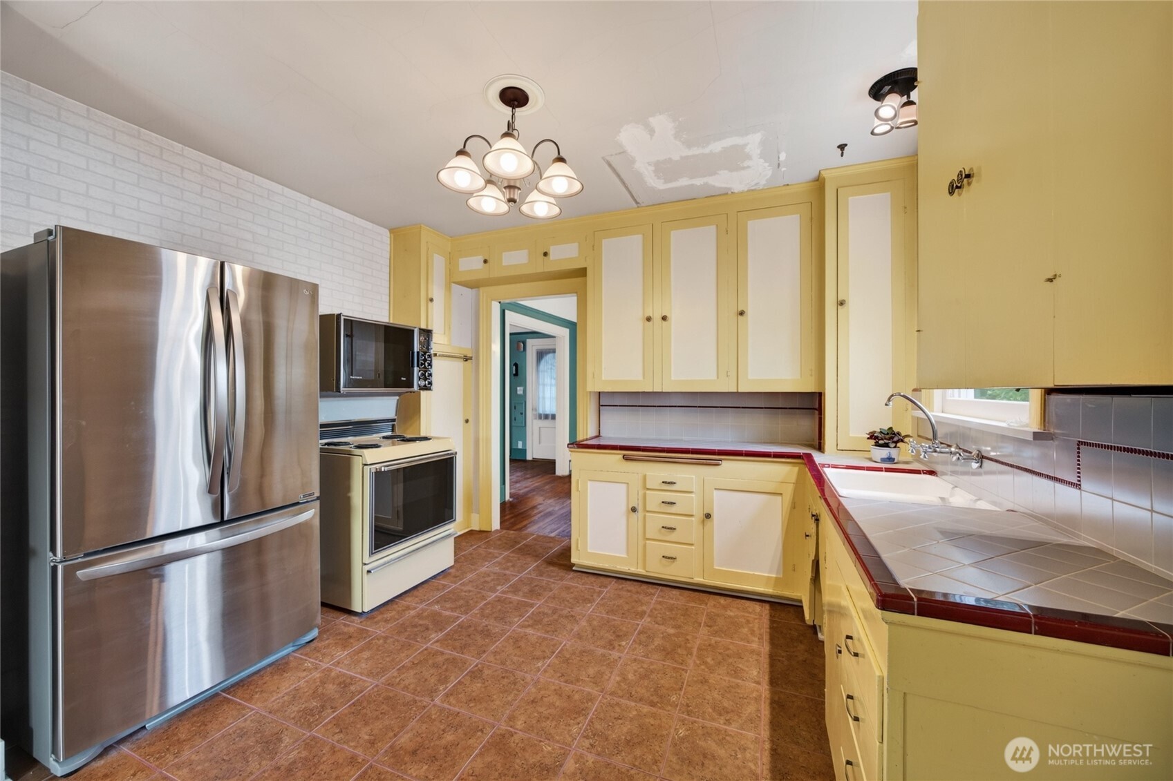 1159 N 77th Street Property Photo 12