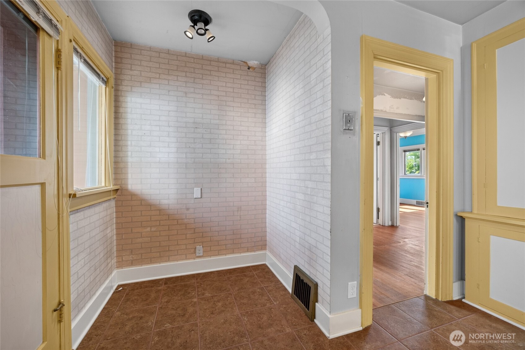 1159 N 77th Street Property Photo 14