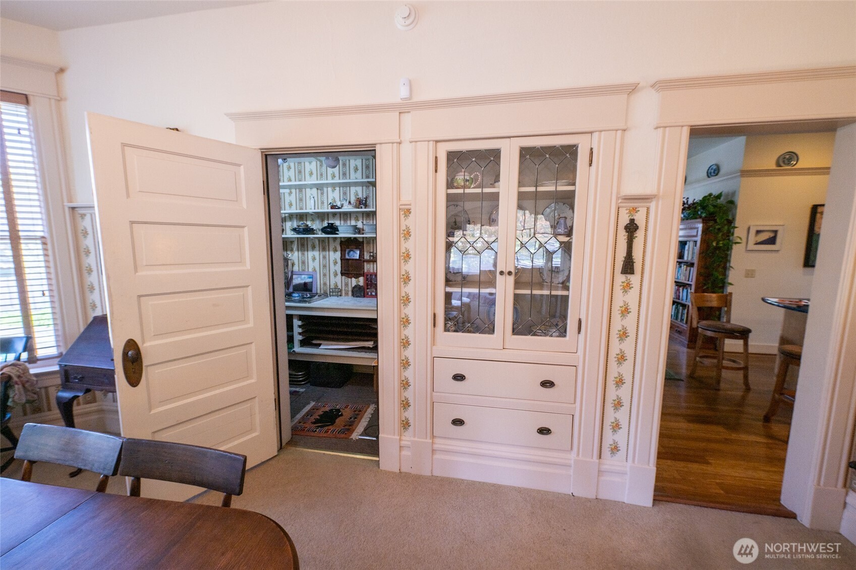 705 Boyer Avenue Property Photo 15