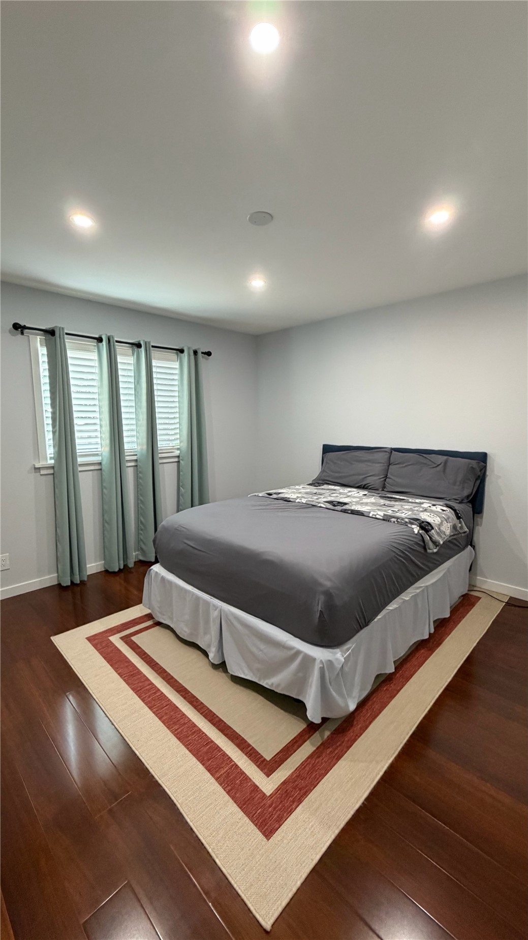 5204 59th Place Property Photo 14