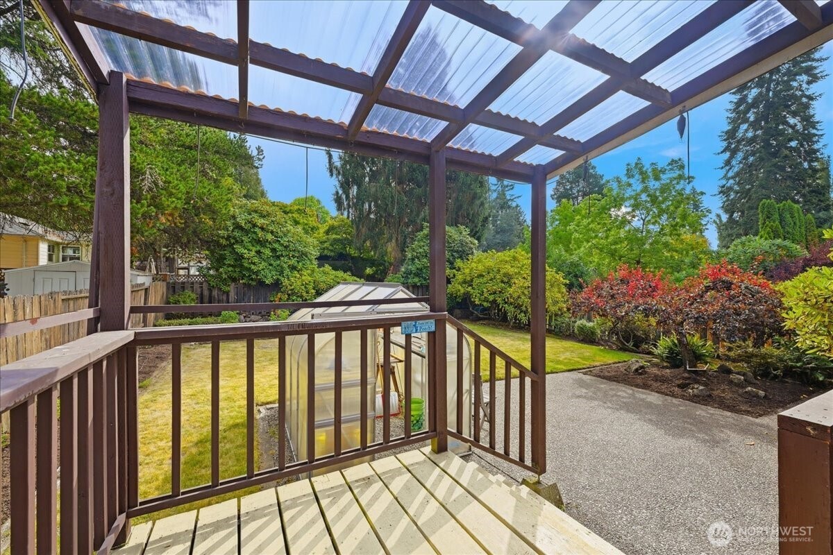 14036 17th Avenue Property Photo 17