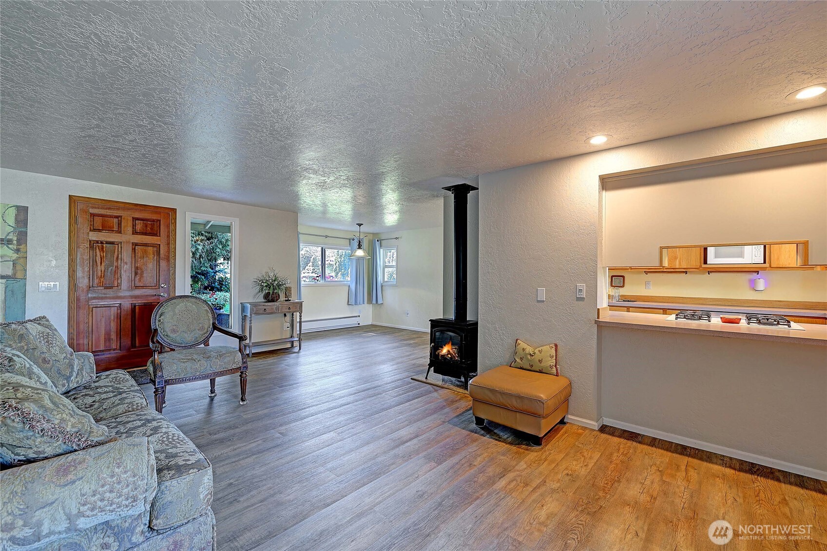 371 Cambrae Drive Property Photo 12
