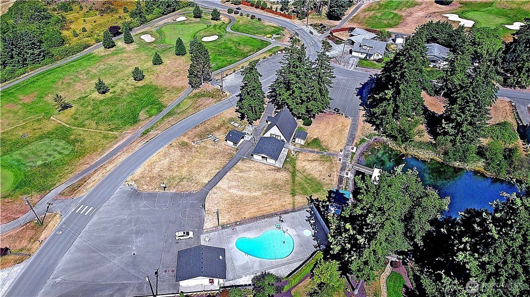 371 Cambrae Drive Property Photo 33