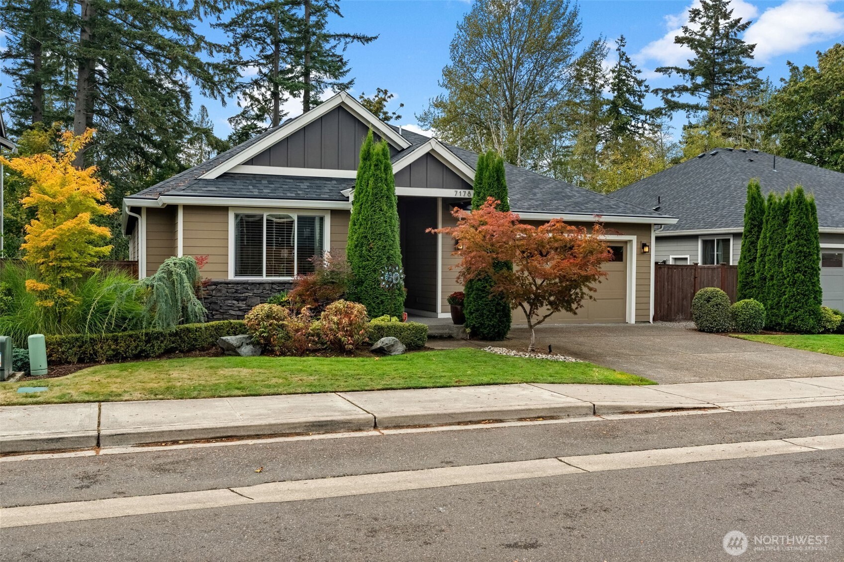 7178 Teal Loop Property Photo 1