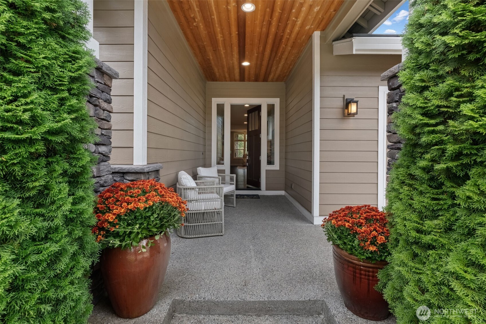 7178 Teal Loop Property Photo 2