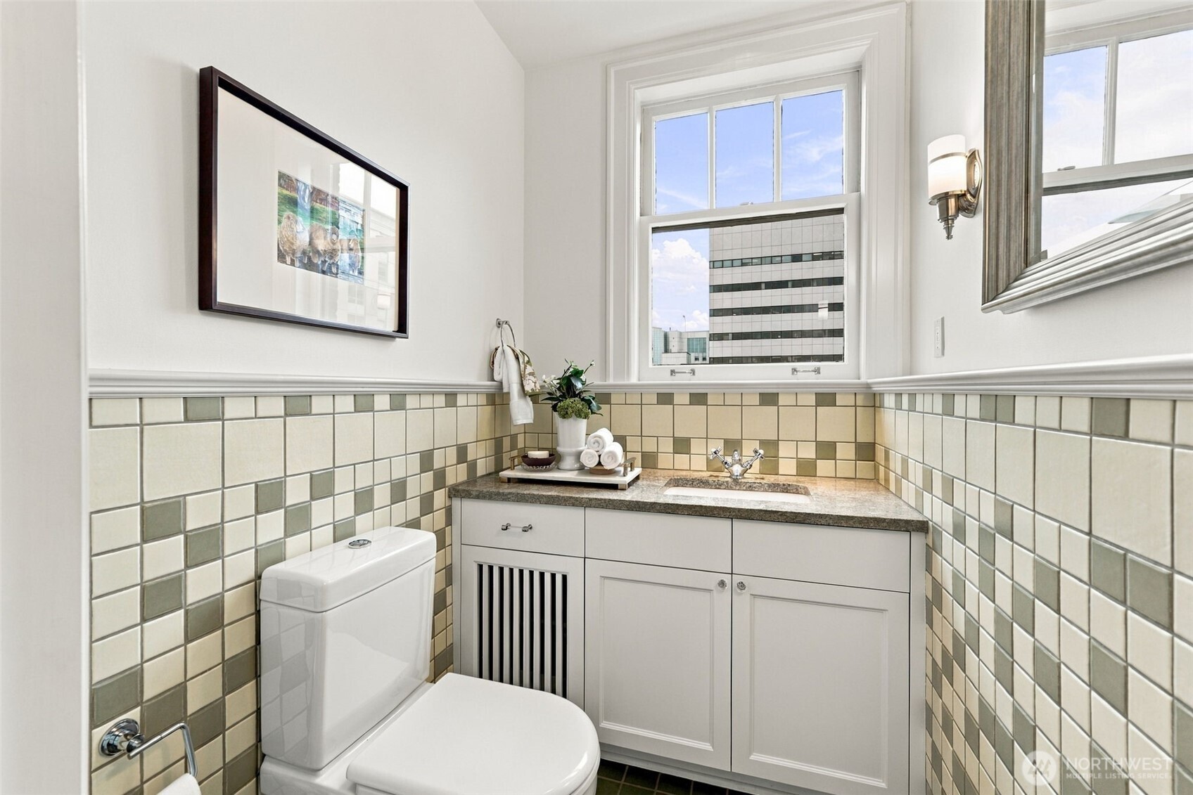 1223 Spring Street 1200 Property Photo 24