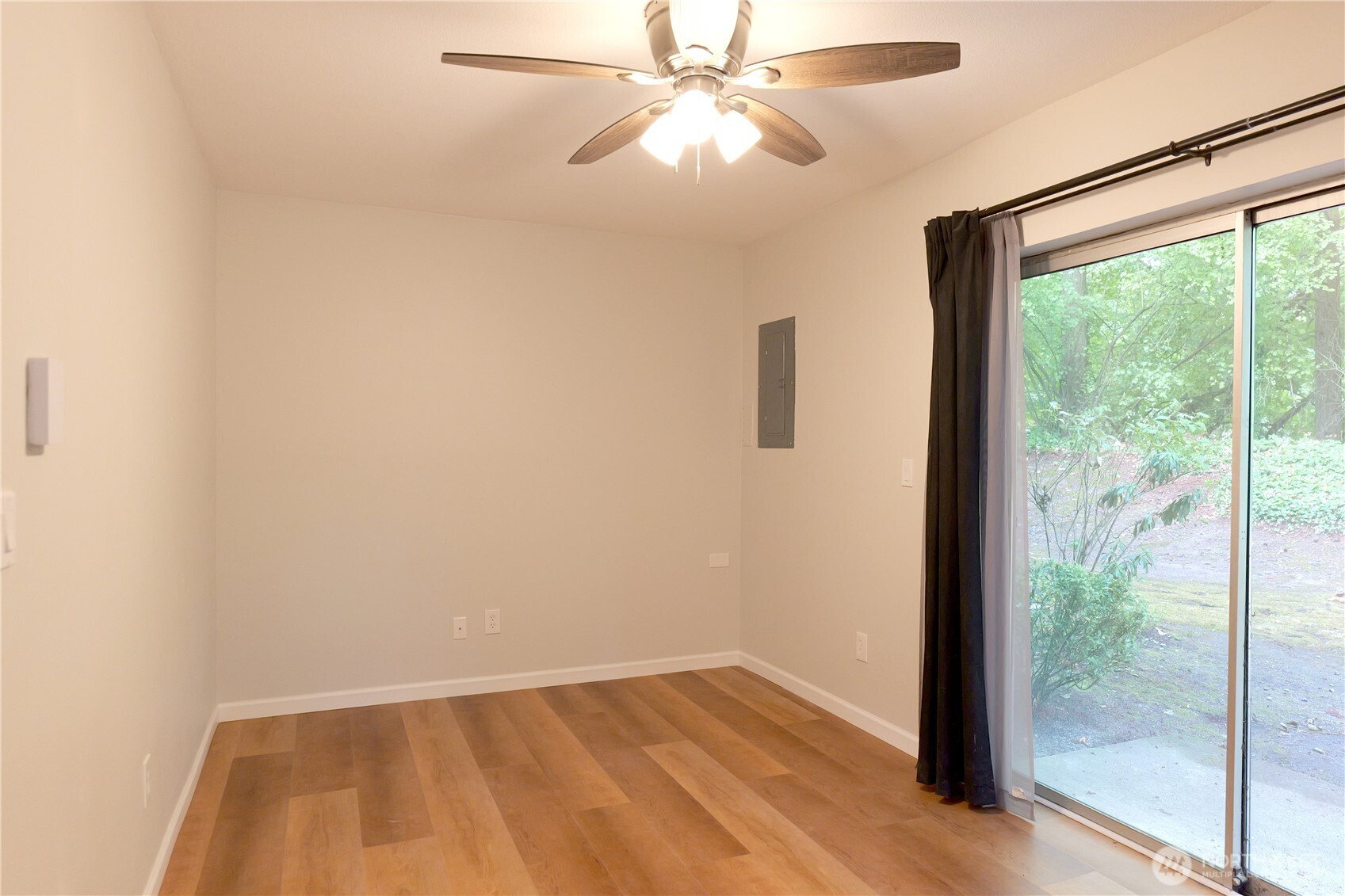 500 N National Avenue 7 Property Photo 24