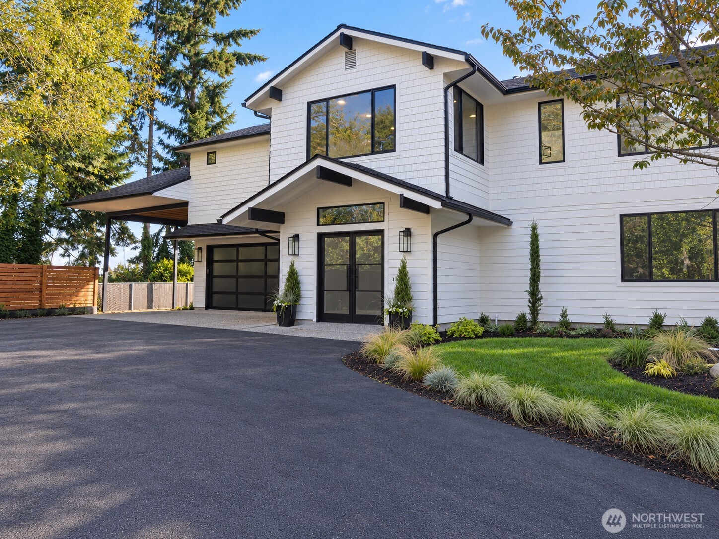 15194 Sunrise Drive Property Photo 1