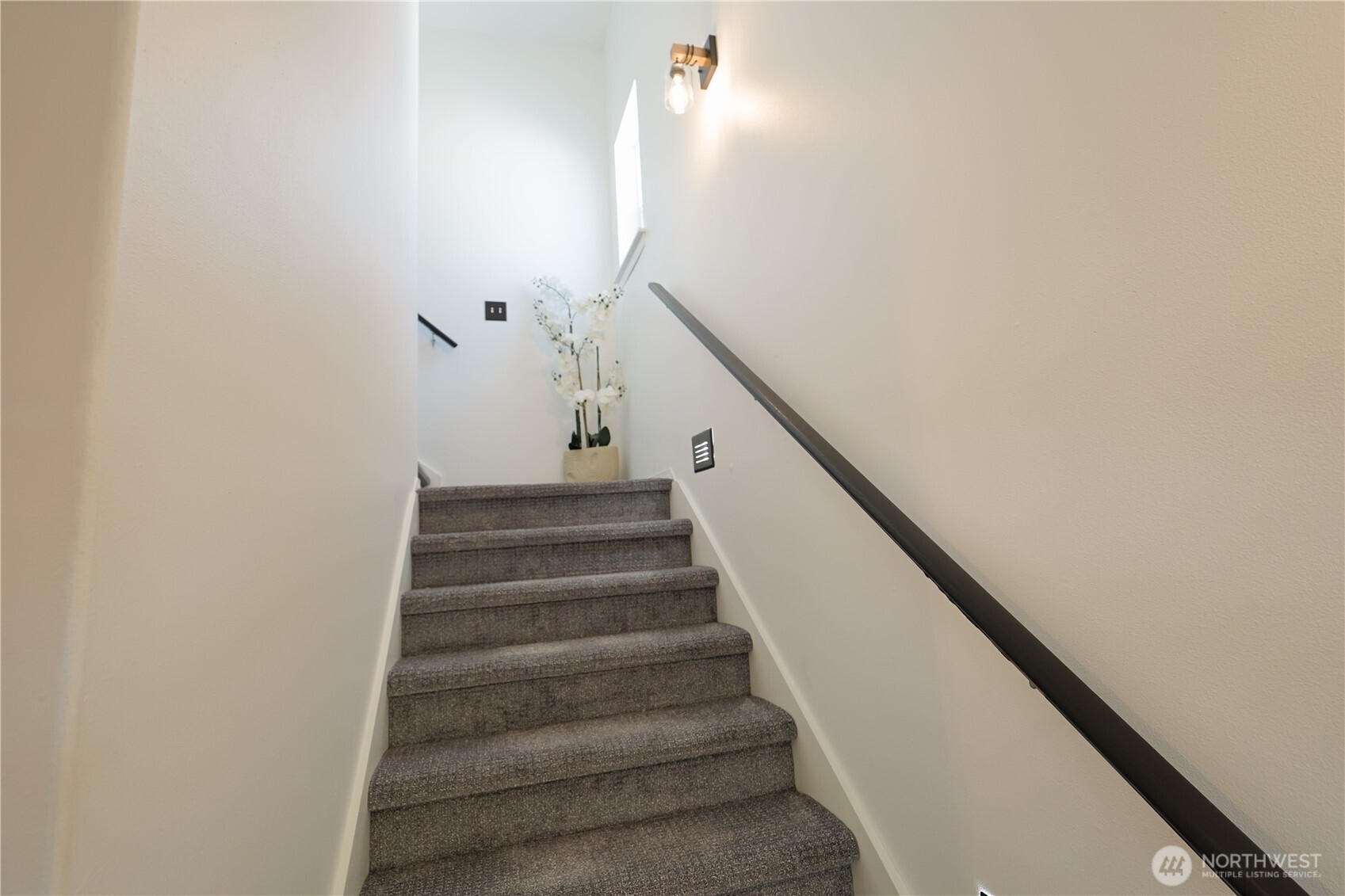 7230 S Wapato Street Property Photo 17