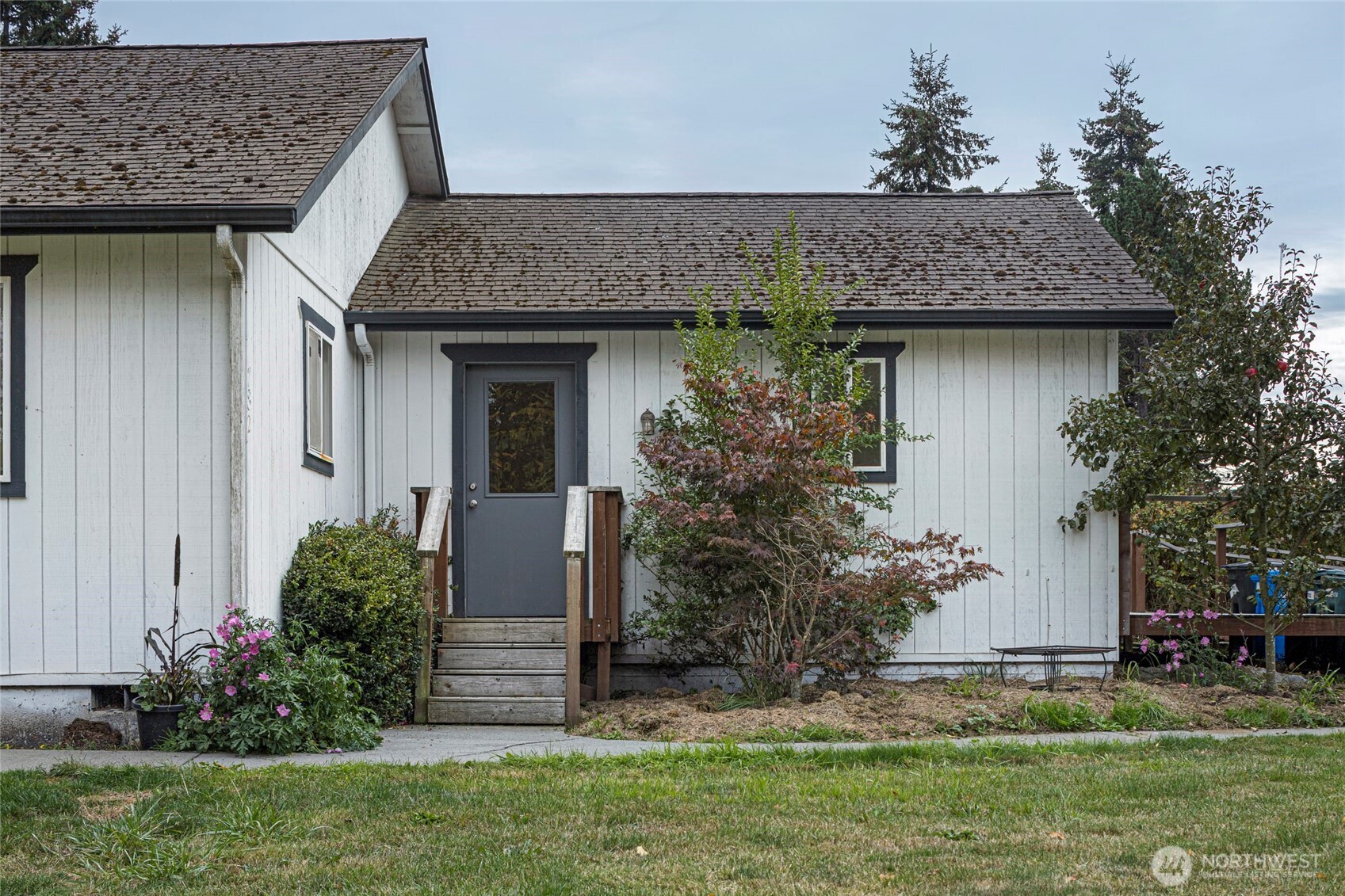 782 Nash Street Property Photo 14