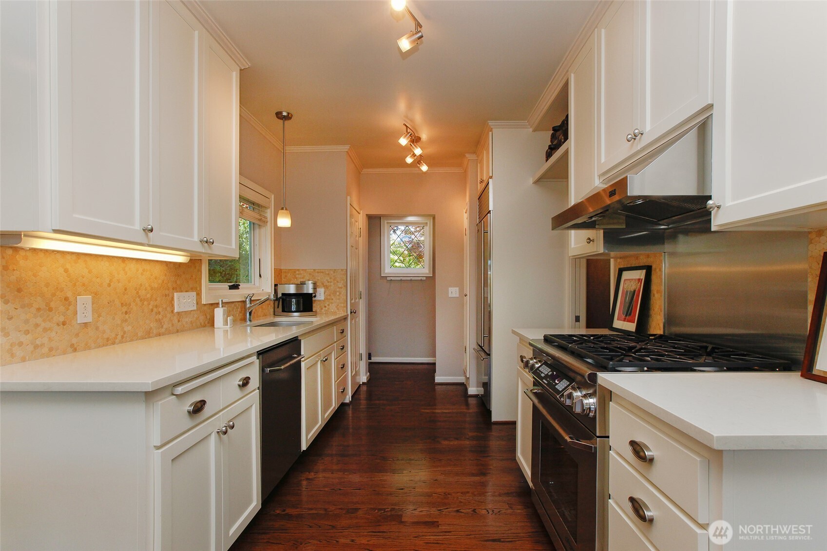 3829 43rd Avenue Property Photo 17