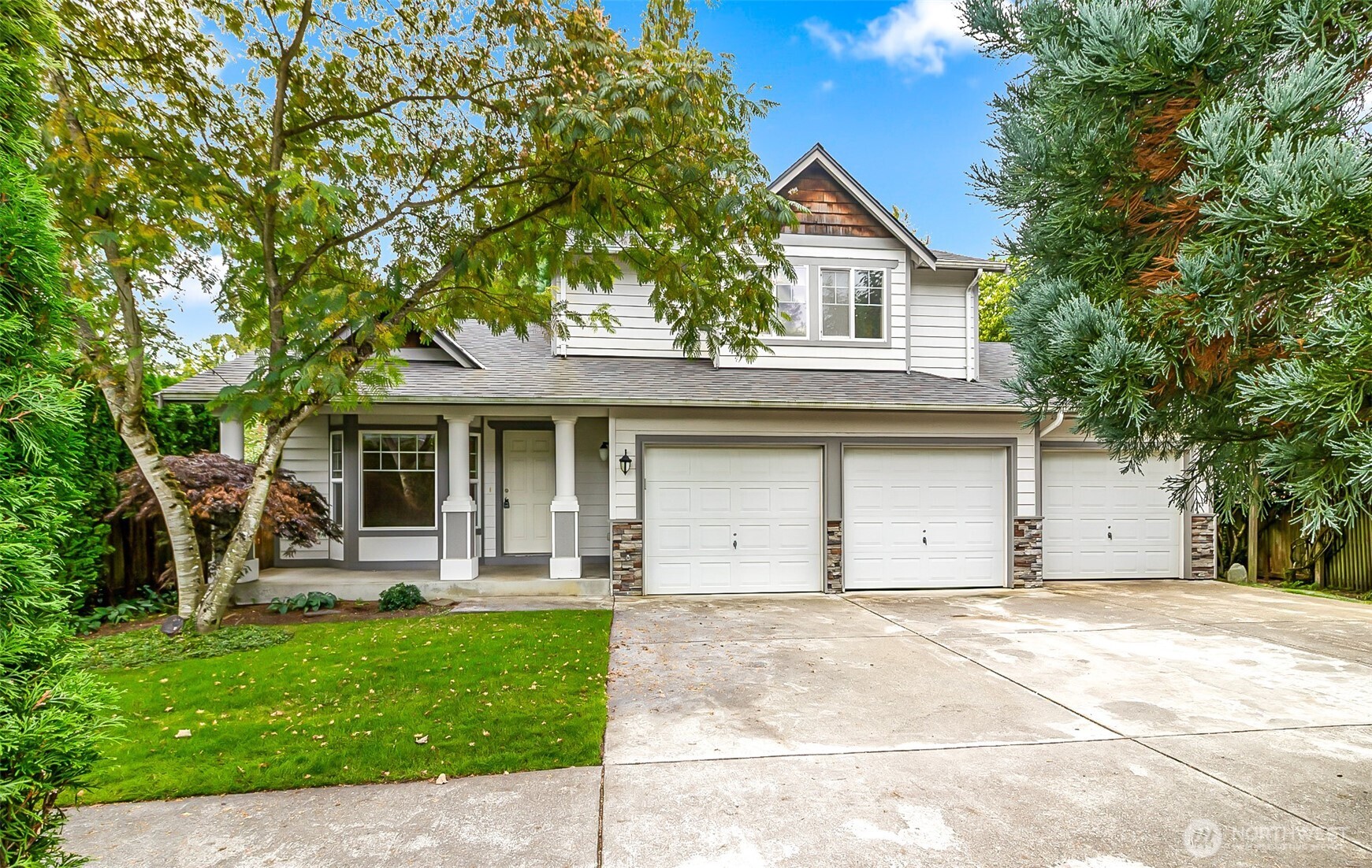 8403 179th Place Property Photo 1