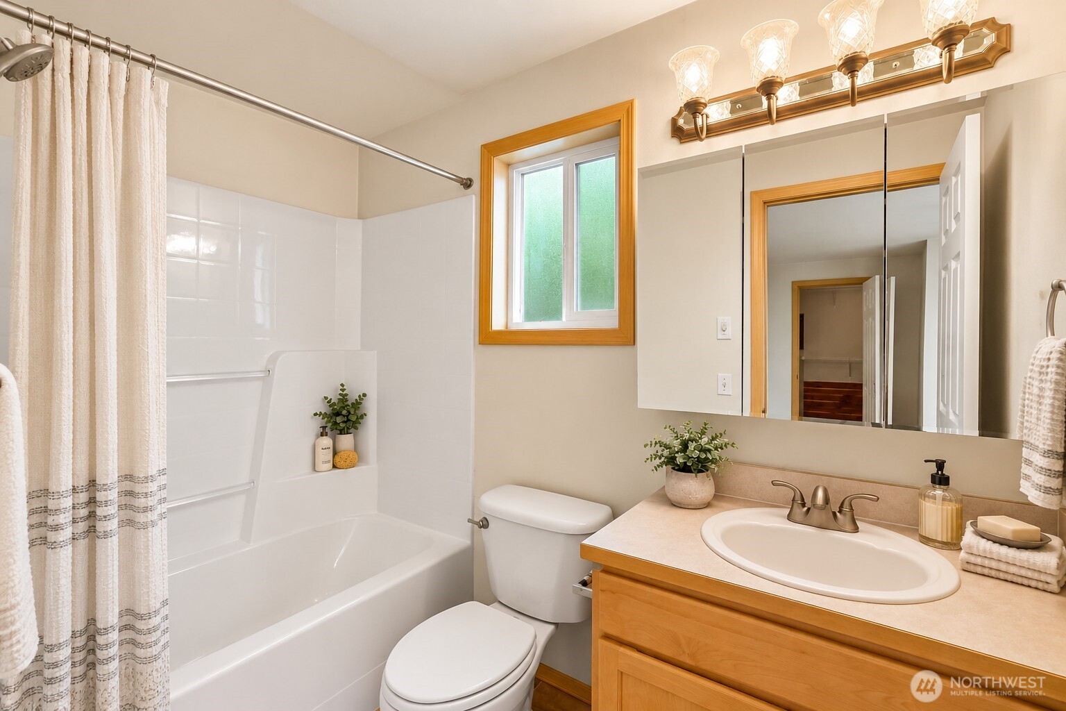 8403 179th Place Property Photo 16