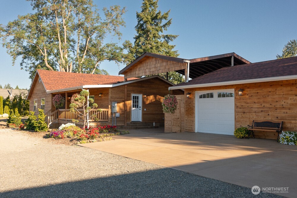 15329 104th Avenue Property Photo 1