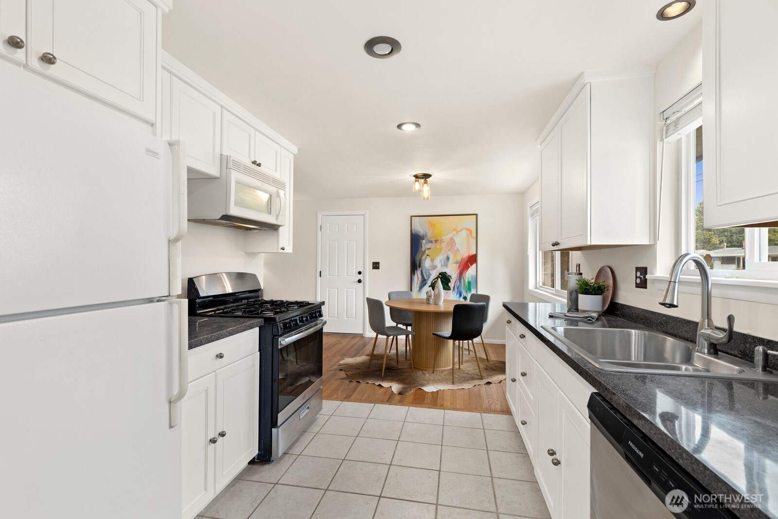 5706 Highland Road Property Photo 10