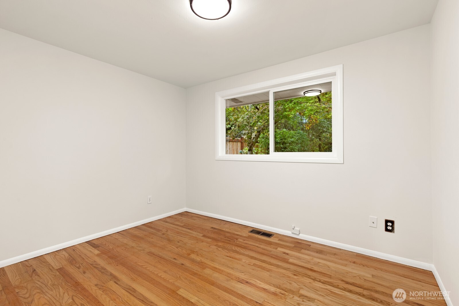 5706 Highland Road Property Photo 16