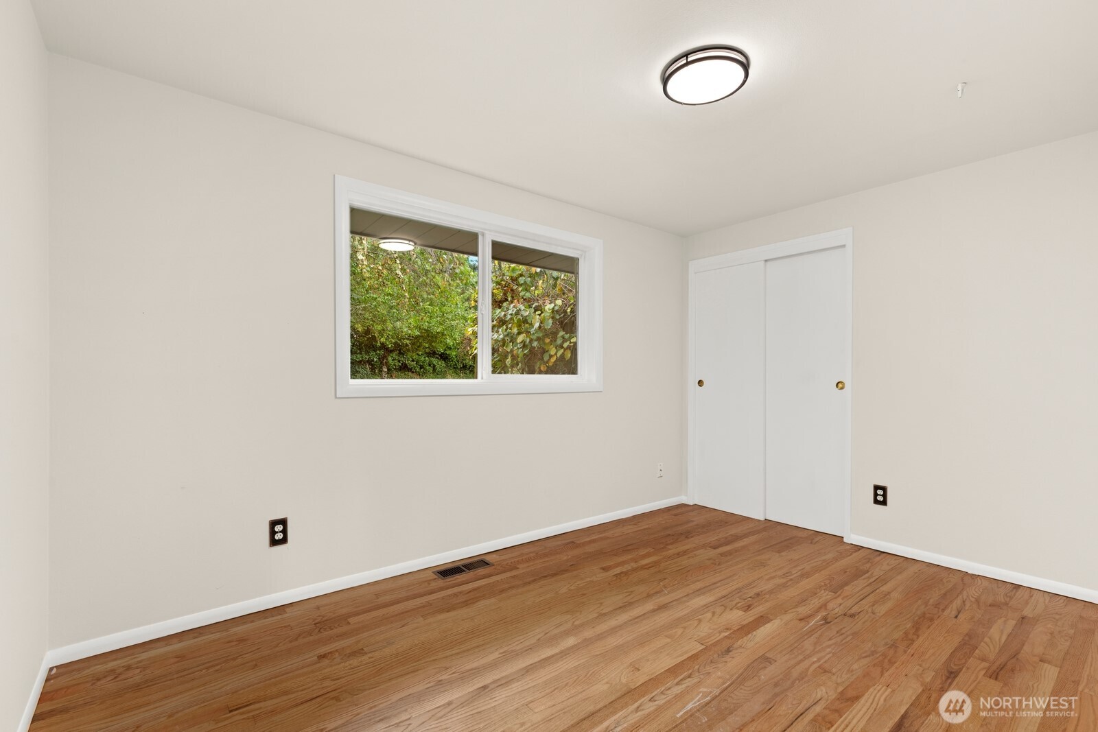 5706 Highland Road Property Photo 18