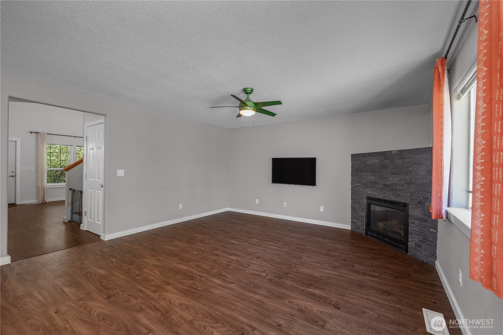 7135 Southwick Property Photo 5
