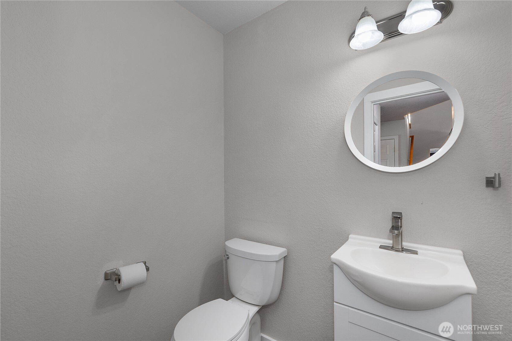 7135 Southwick Property Photo 12