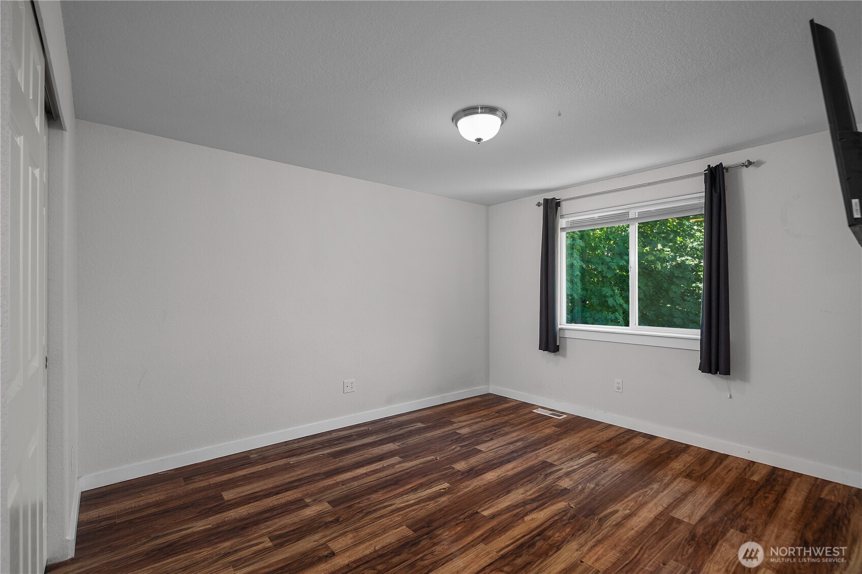 7135 Southwick Property Photo 15