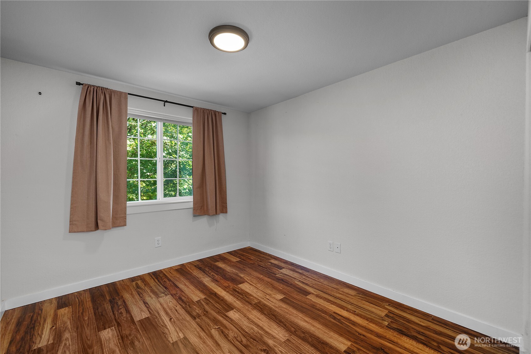 7135 Southwick Property Photo 17