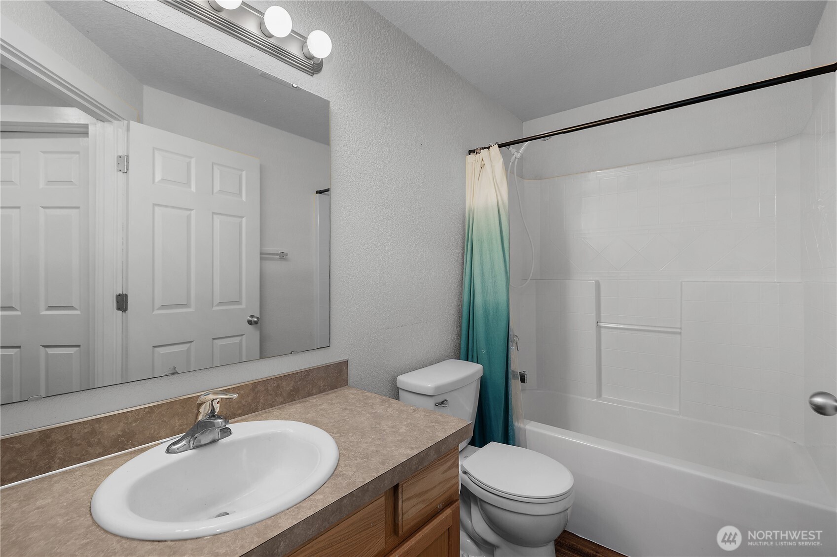 7135 Southwick Property Photo 18