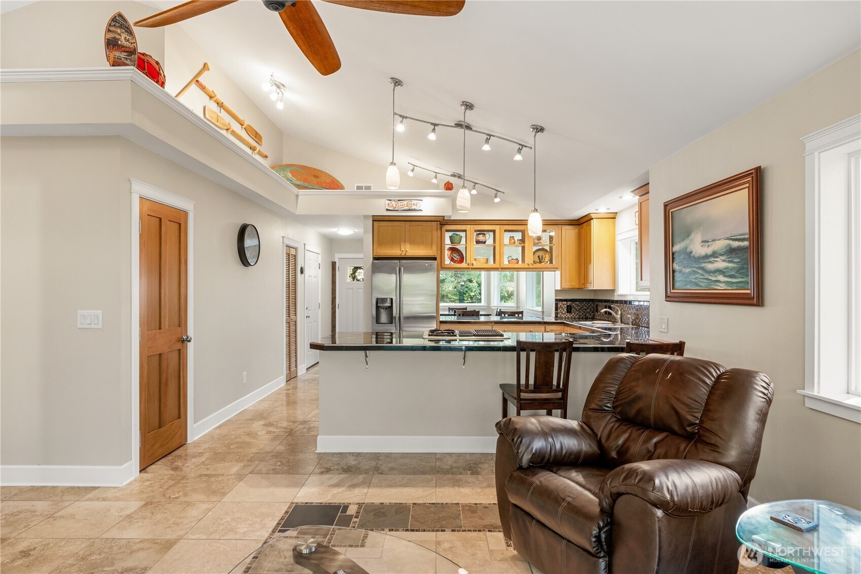 643 Woodland Loop Property Photo 11