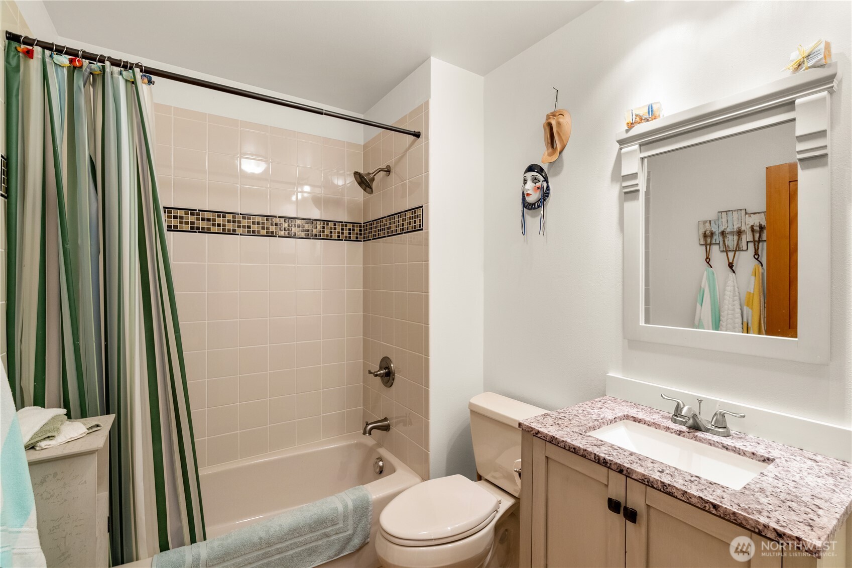 643 Woodland Loop Property Photo 12