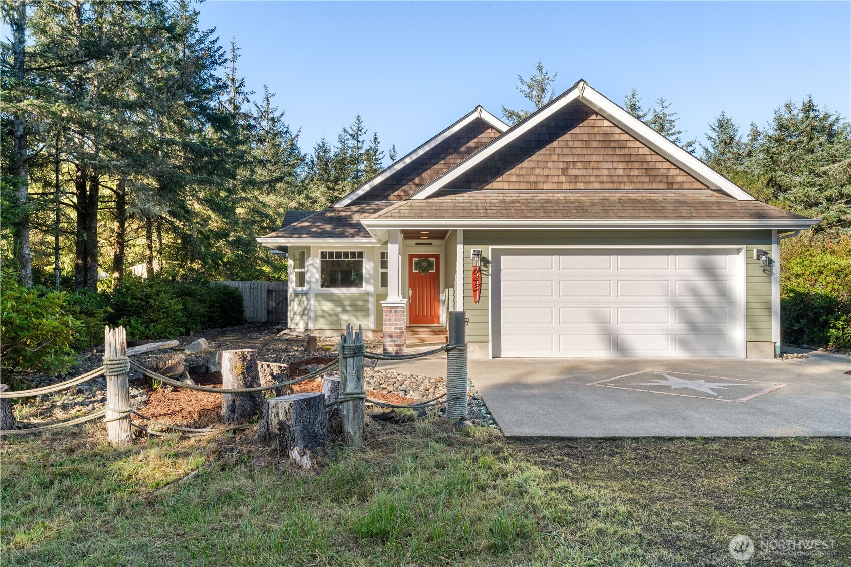 643 Woodland Loop Property Photo 28