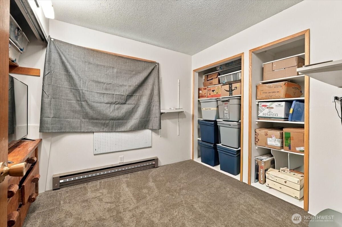 2104 W Dry Creek Road Property Photo 23