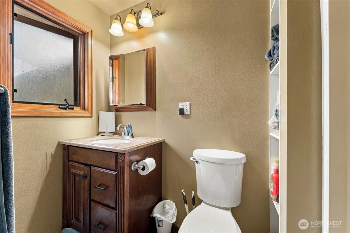 2104 W Dry Creek Road Property Photo 24