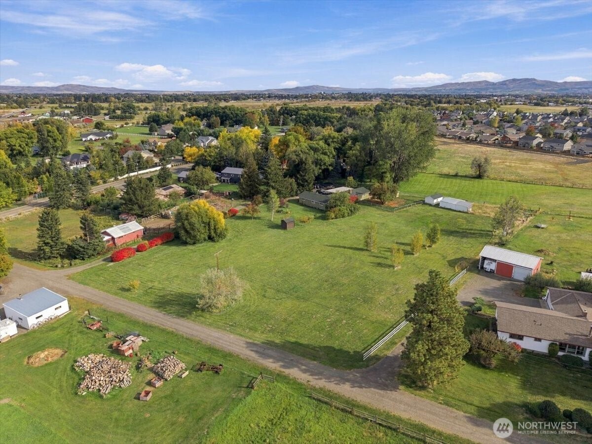 2104 W Dry Creek Road Property Photo 33