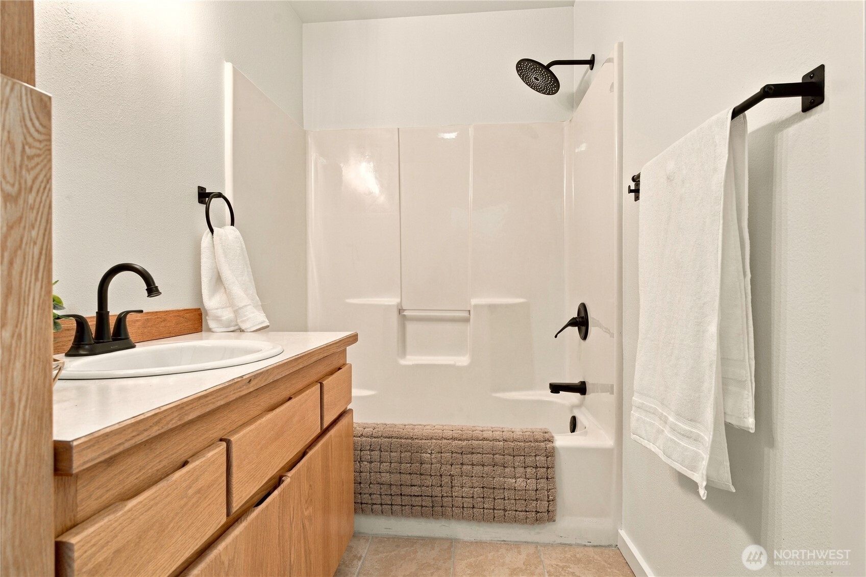 5020 Festival Boulevard 2d Property Photo 15