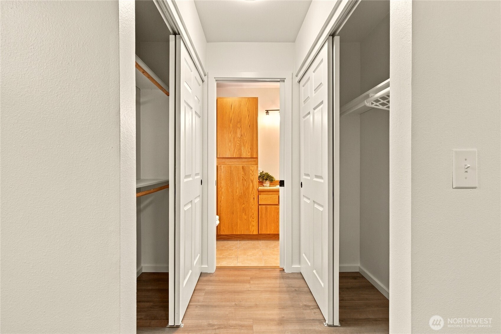 5020 Festival Boulevard 2d Property Photo 16