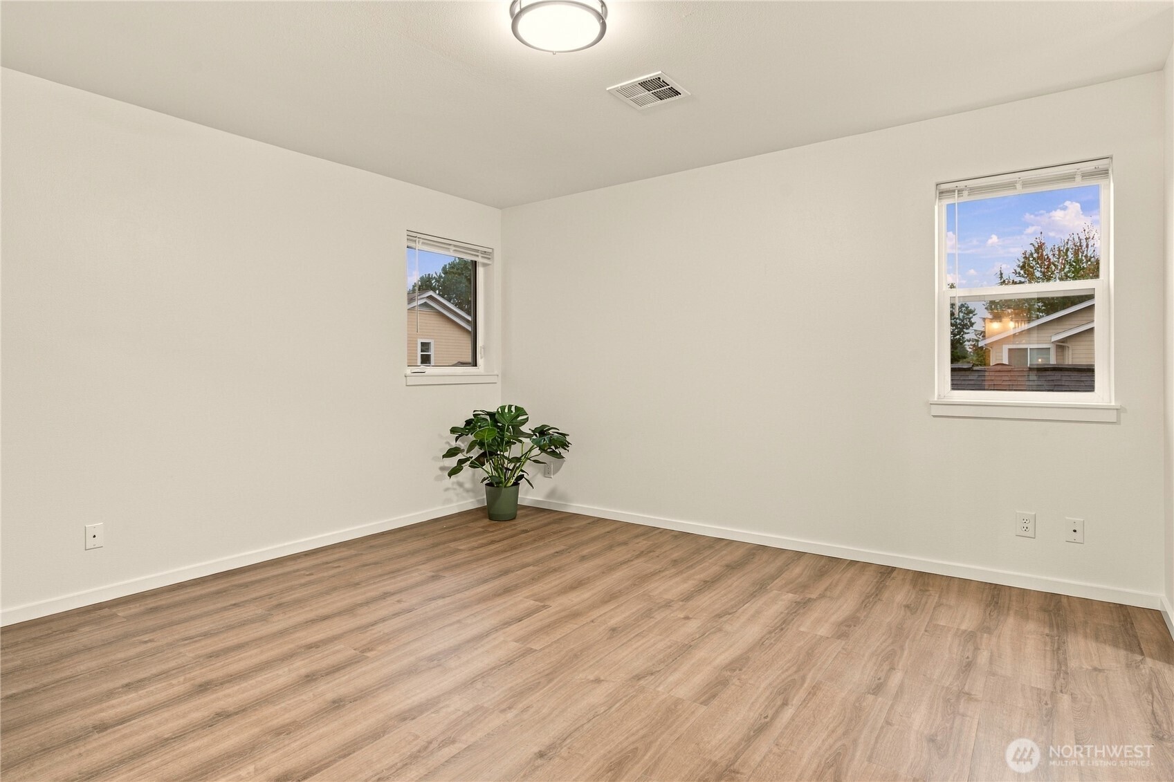 5020 Festival Boulevard 2d Property Photo 18
