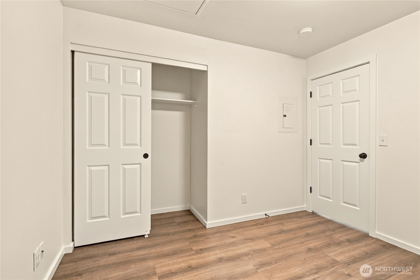 5020 Festival Boulevard 2d Property Photo 20