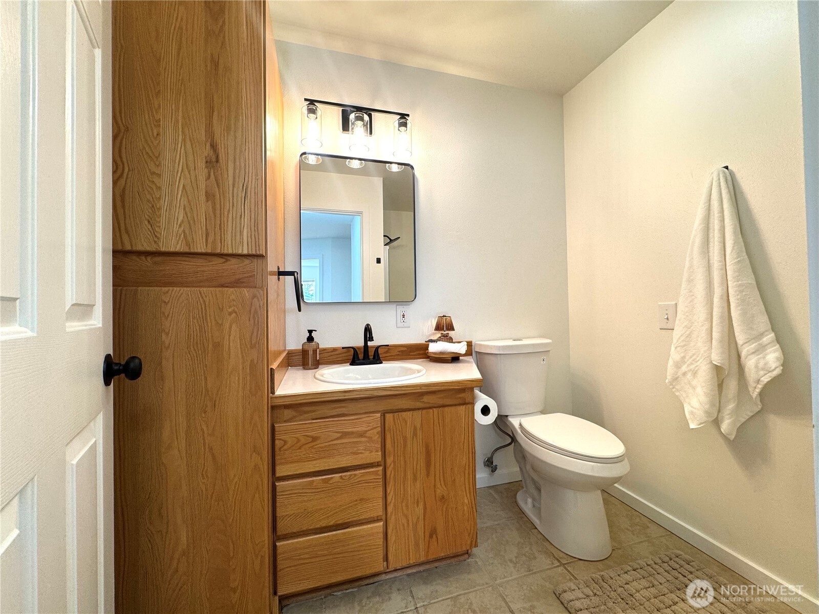 5020 Festival Boulevard 2d Property Photo 22