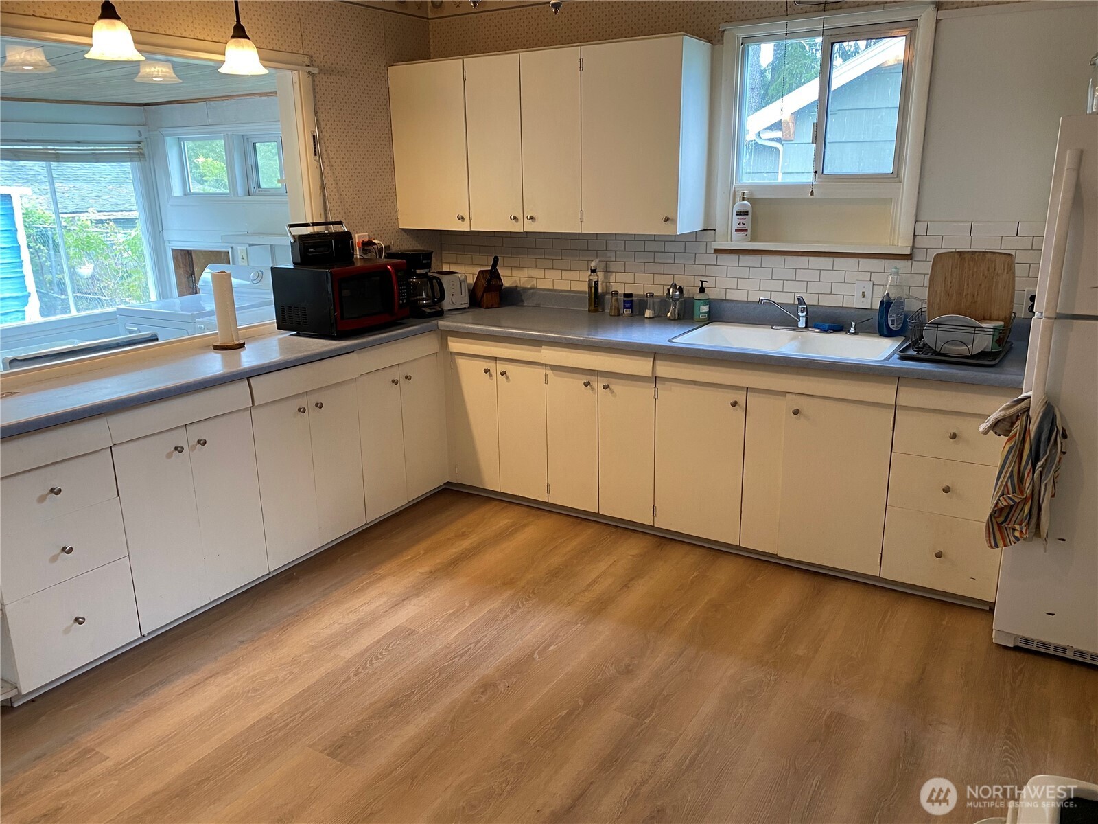 313 Taylor Street Property Photo 7