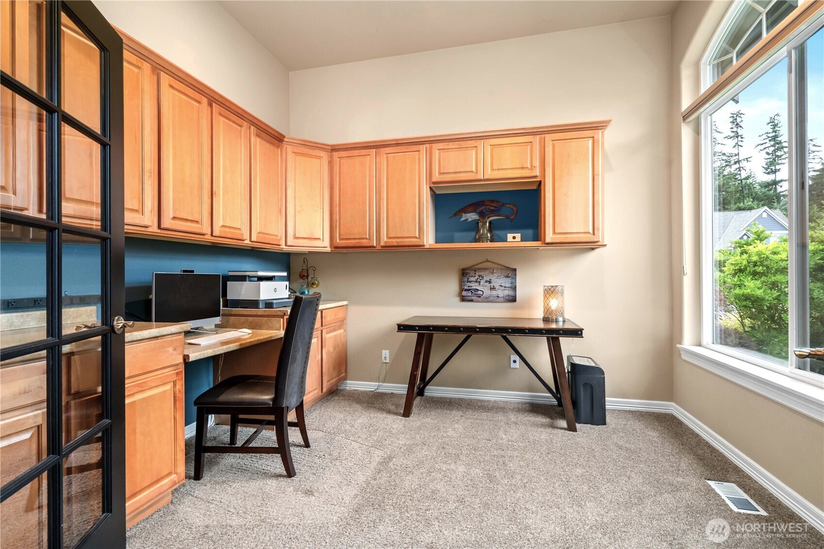 23889 Fairfax Street Property Photo 11