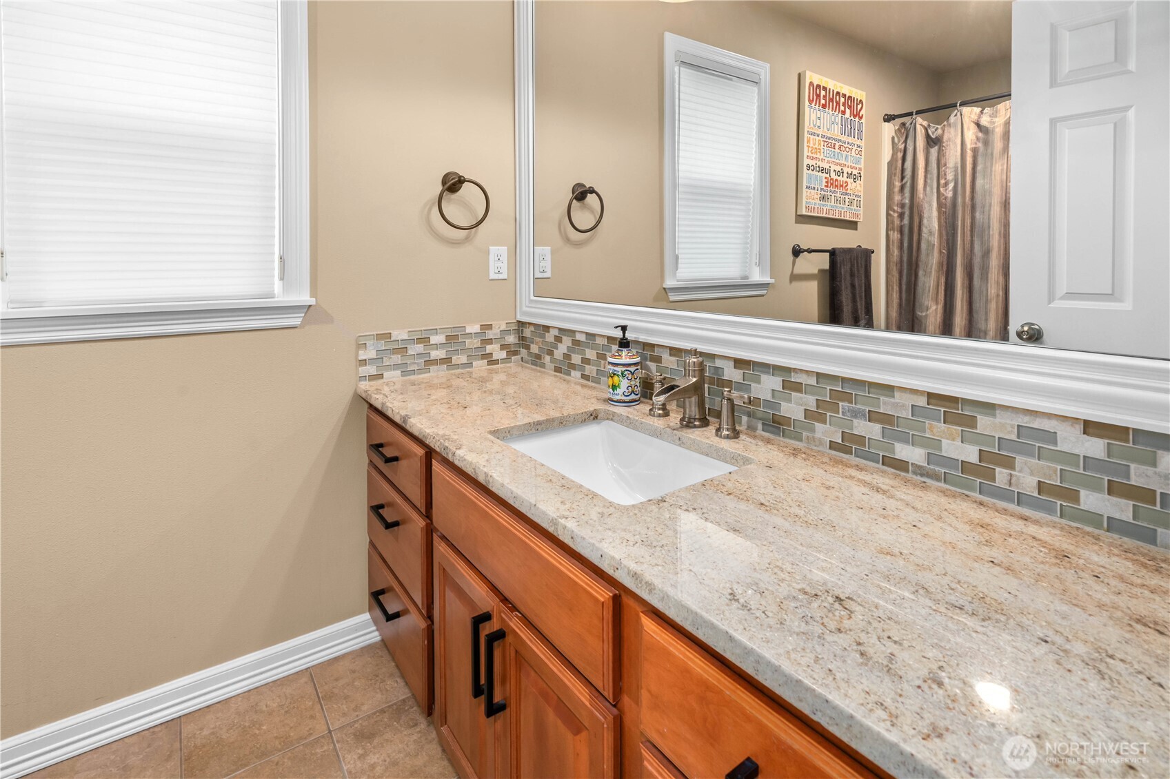 23889 Fairfax Street Property Photo 32