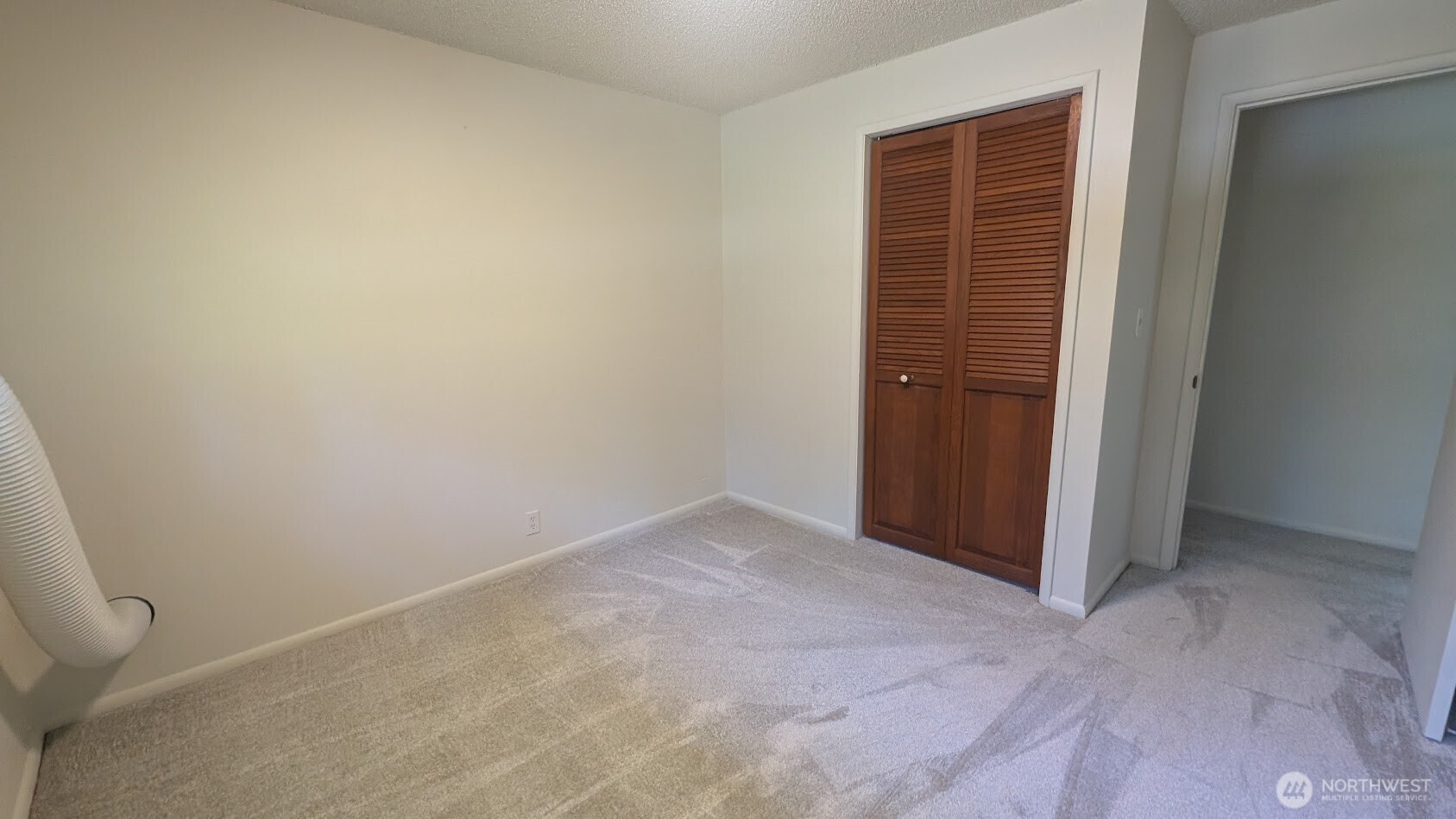 16023 32nd Avenue Property Photo 8
