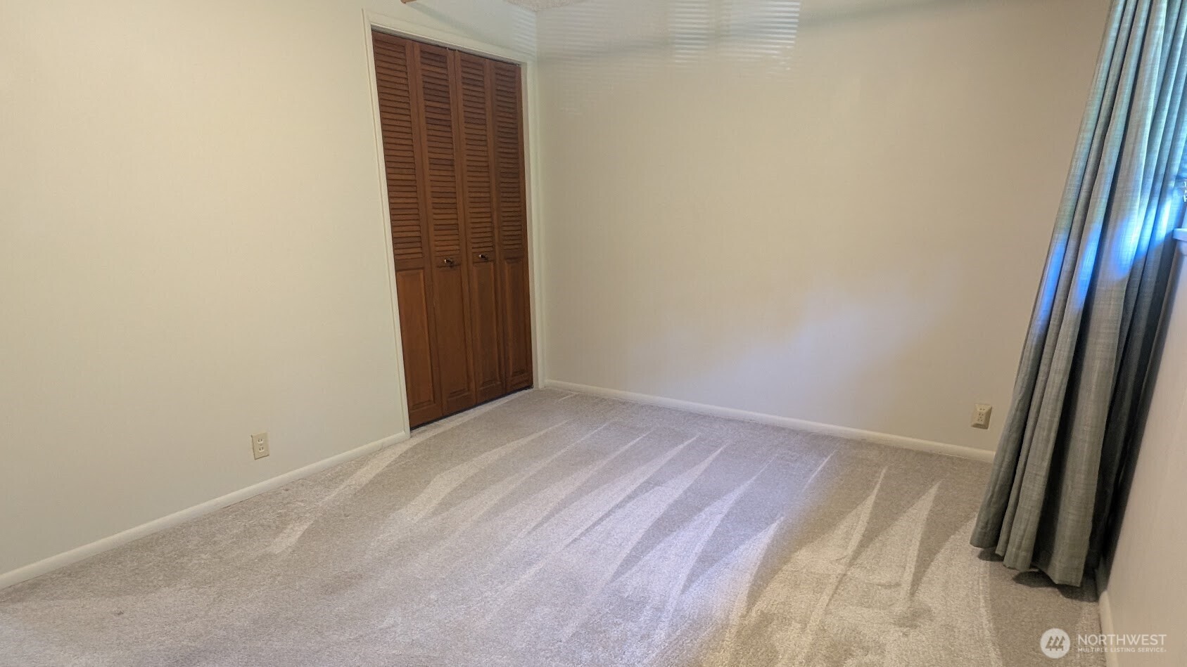 16023 32nd Avenue Property Photo 10