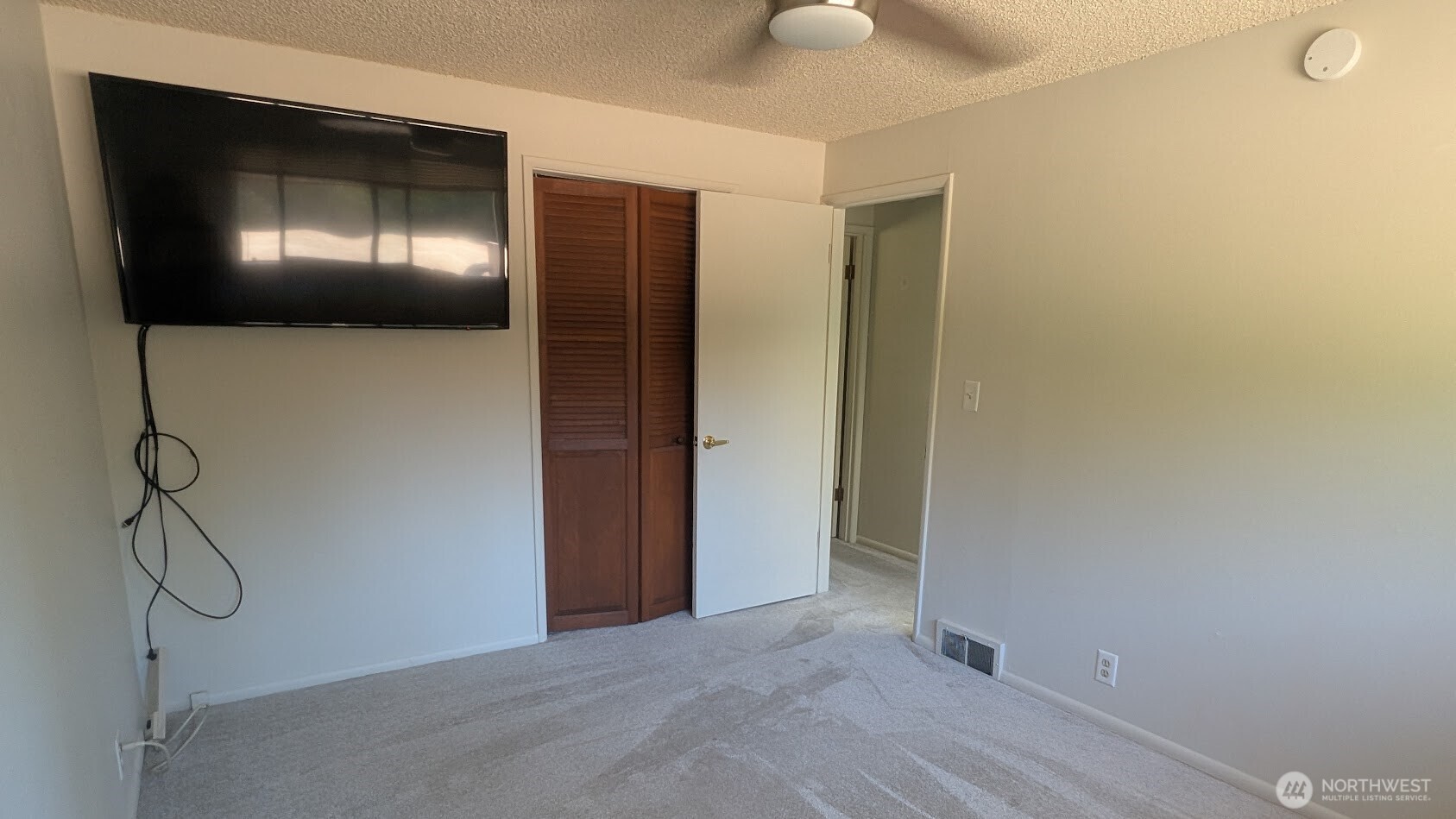 16023 32nd Avenue Property Photo 14
