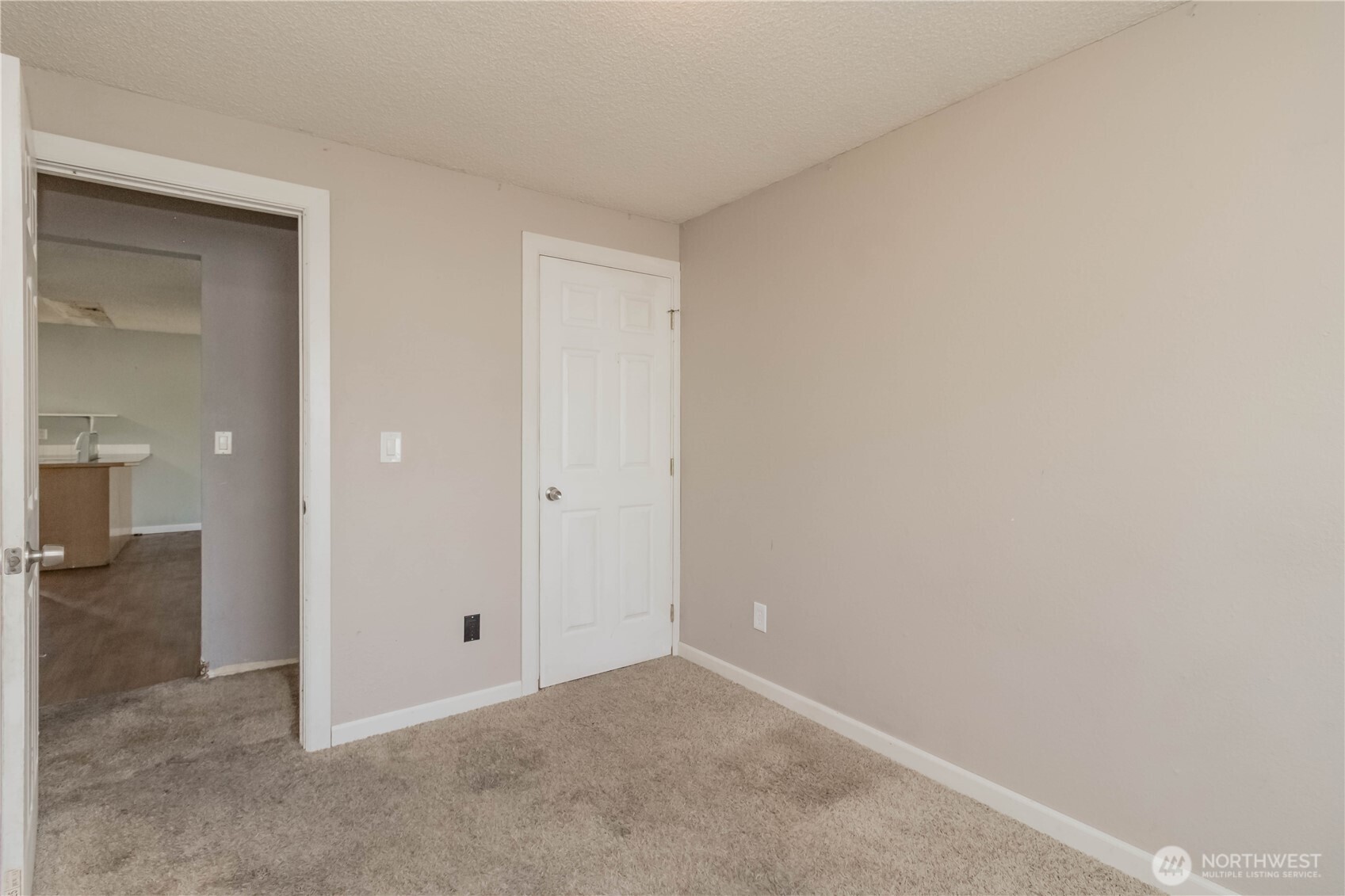 15210 16th Avenue Property Photo 10